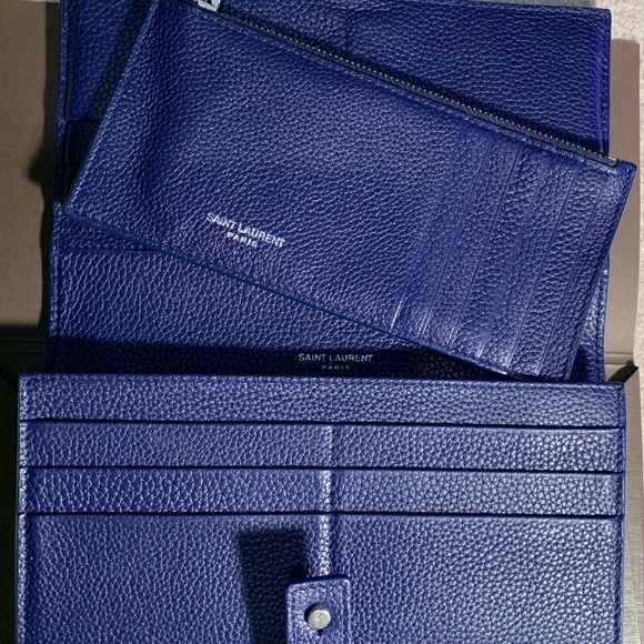 Saint Laurent Sac Du Jour Souple Wallet - Picture 2 of 8